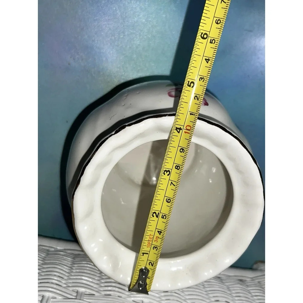 House of Webster Briar Rose HWE1 Ceramic‎ Round Canister Gold Trim
